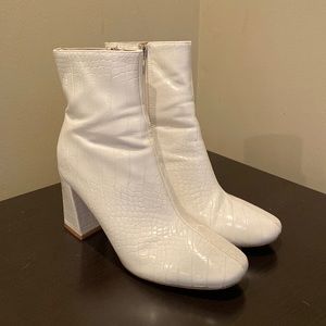 White snake skin Booties Size 10
